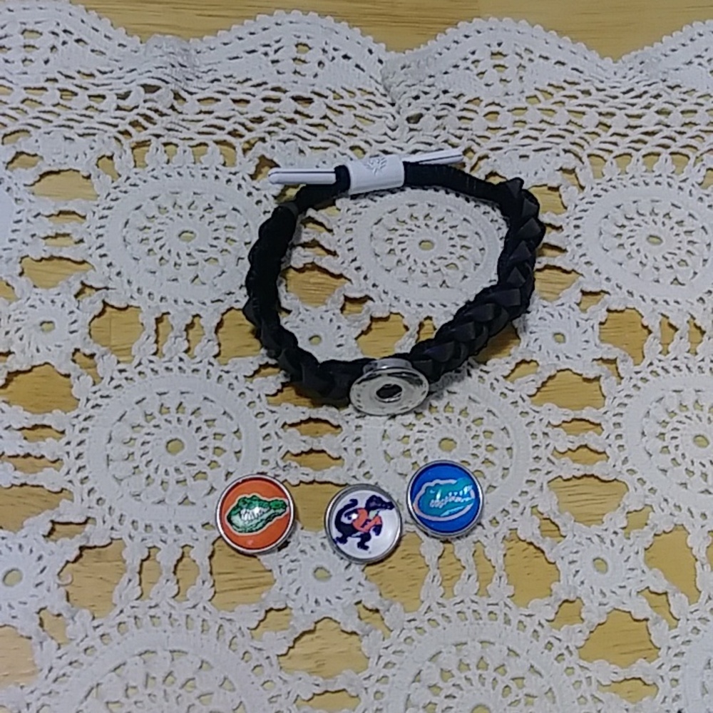 Sports Snap Jewelry - Rastaclat Bracelet + snap buttons